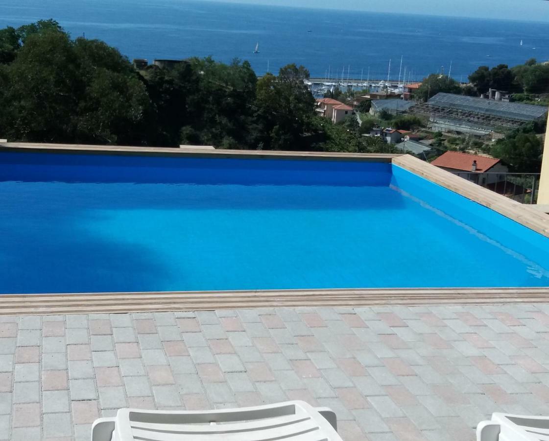 Villa Del Mare Ligure Elvezia Santo Stefano al Mare Exterior photo