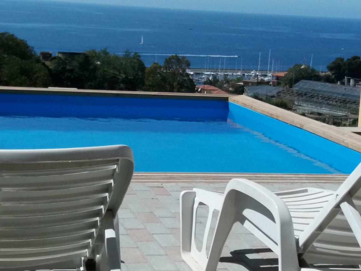 Villa Del Mare Ligure Elvezia Santo Stefano al Mare Exterior photo