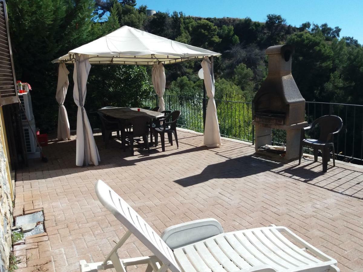 Villa Del Mare Ligure Elvezia Santo Stefano al Mare Exterior photo