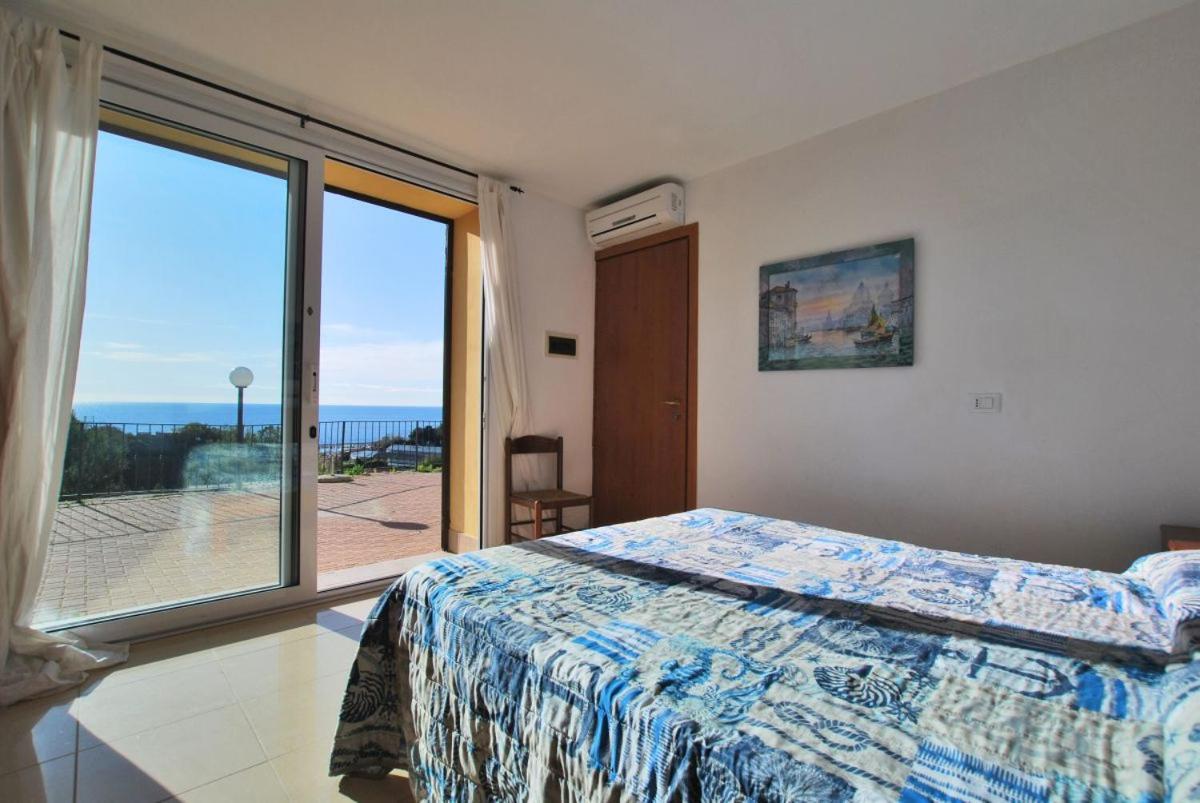 Villa Del Mare Ligure Elvezia Santo Stefano al Mare Exterior photo